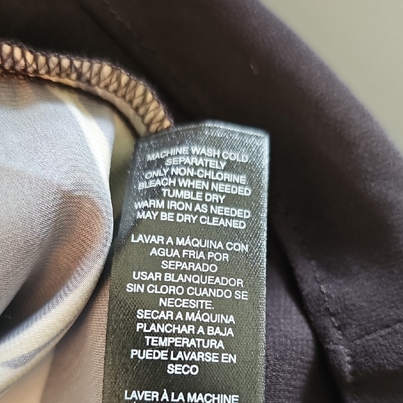 White House Black Market Black Floral Ruffle Blouse - Picture 7 of 7